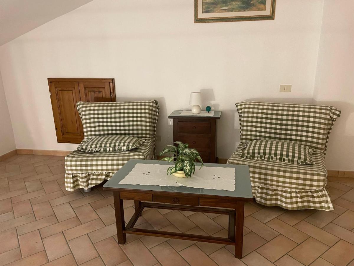 Casa Vacanza Le Case San Gimignano Ngoại thất bức ảnh